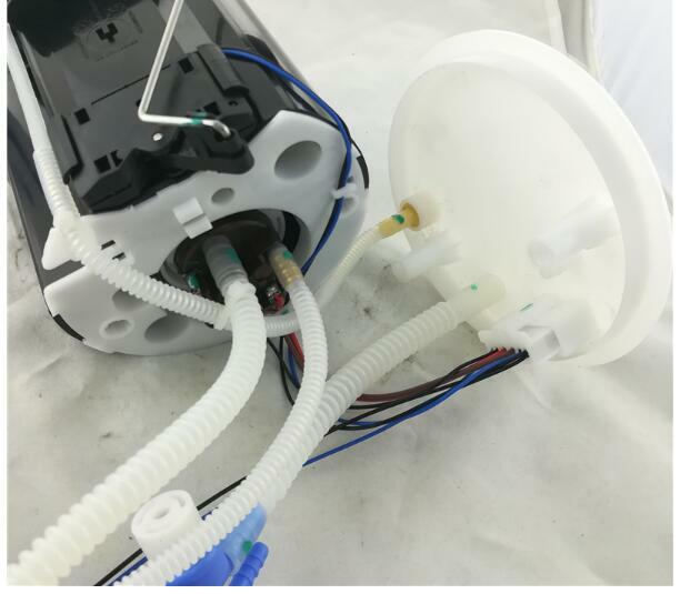 Fuel Pump Module Assembly for Jaguar XF 4.2L V8 2009-2010 C2Z3907 v