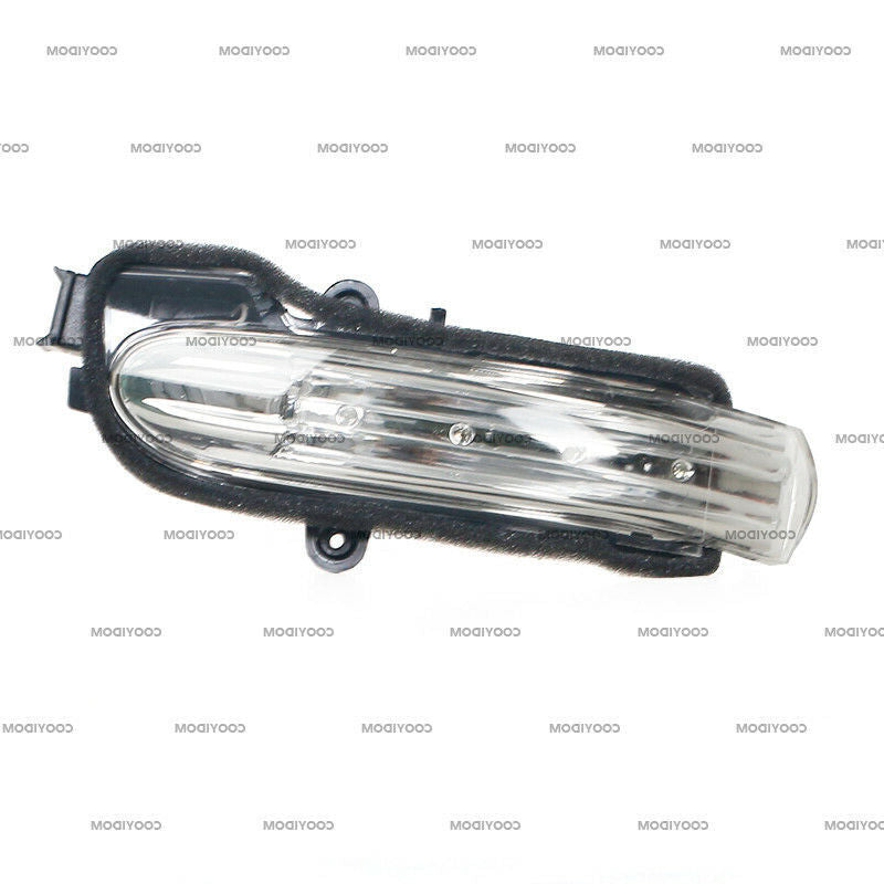 The left rearview mirror turn signal indicator is applicable to 2004-2007 for Mercedes-Benz W203 models.