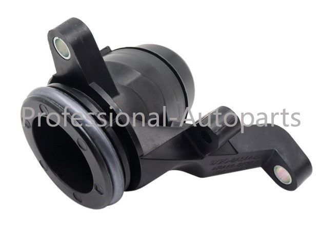 LR013165 Engine Water Pipe Connector Fit for Land Rover LR4 for Range Rover Sport Q