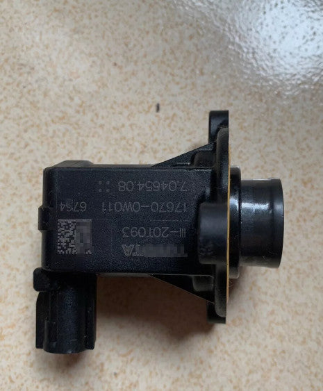 Turbo Boost Pressure Valve 17670-0W011 for Lexus NX RX GS IS RC