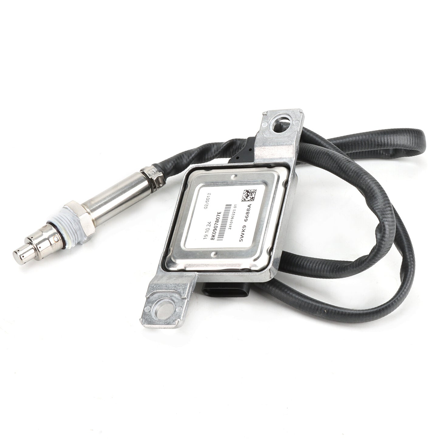 Nitrogen oxide sensor suitable for Passat 2.0L L4 and for Audi A4 (model 8K0907807E-) (Note: The last part, NOx sensor, appears to be an error and doesn't translate directly. It's likely part of a technical specification or product description.) v
