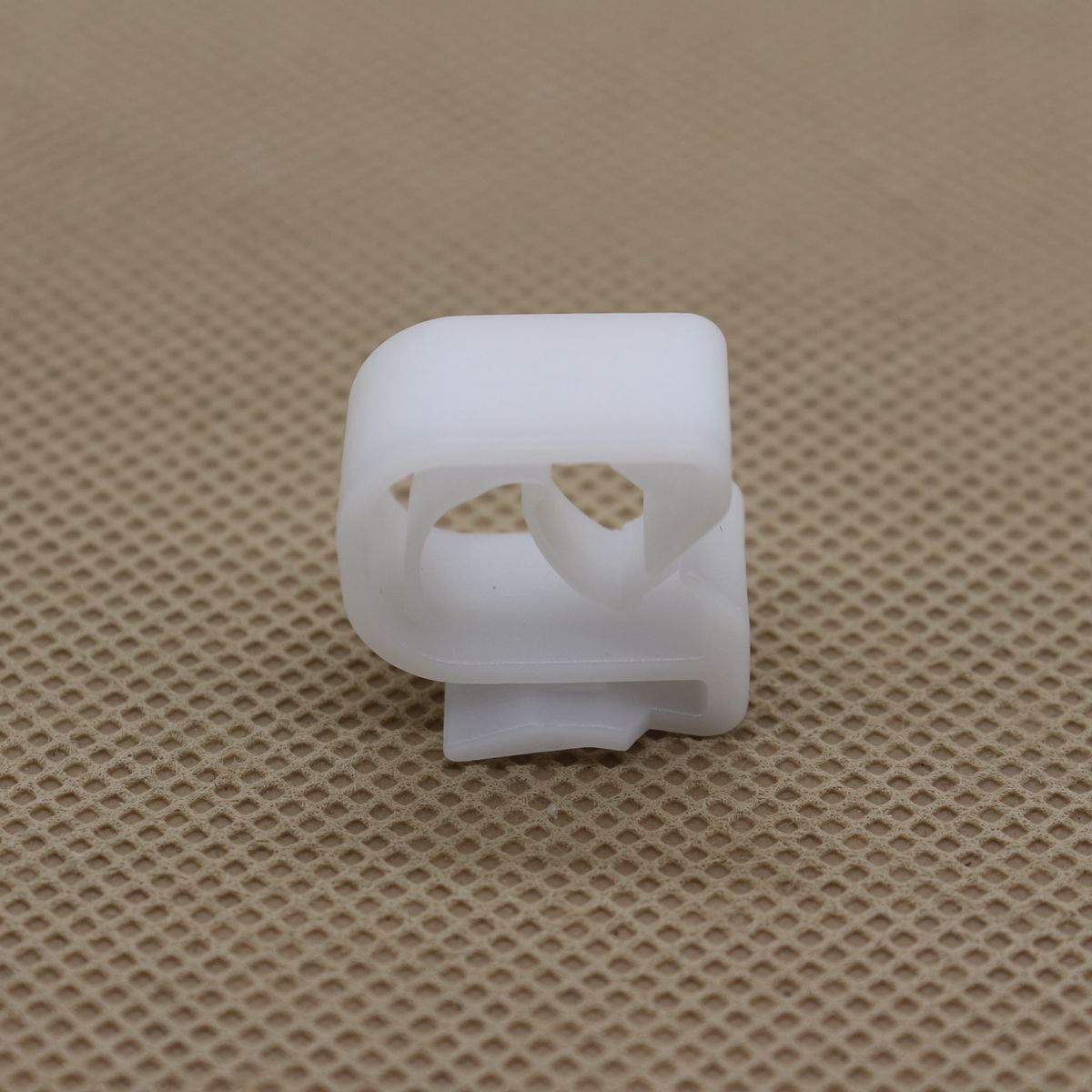 Water temperature sensor 622-337, alarm switch 3/8NPT 105 C, suitable for FG Wilson generator sets. 18086 A