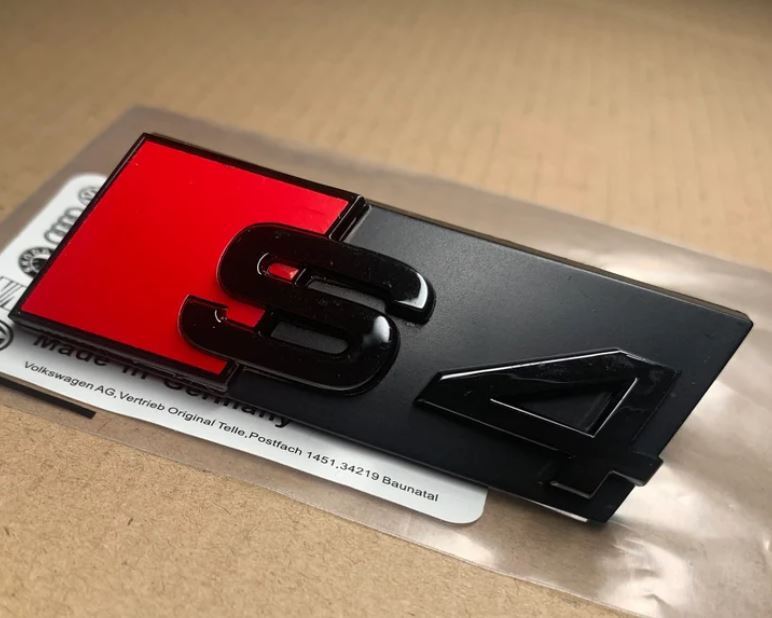 Suitable for Audi S4 range hood rear badge ring front boot badge sticker glossy black 12-19