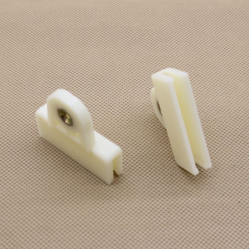 2-Piece Support Clip for Nissan D21 Hardware Front-End Pickup Unit