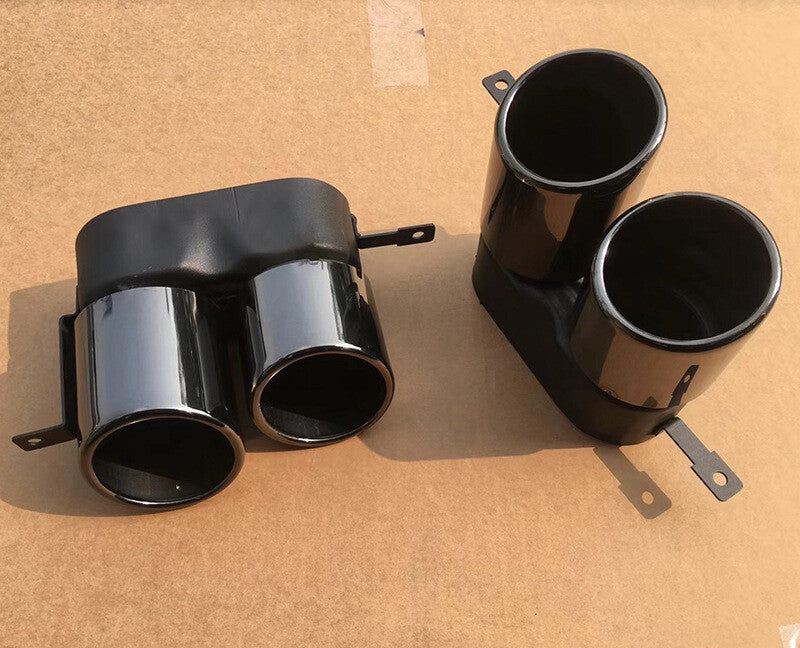 Sleek black rear exhaust tips suitable for BMW 320i, 330i, G20, G28 (2017-2022) Q