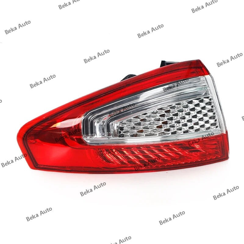 1-piece set of left-side rear taillights for 2011-2012 for Ford Mondeo Fusion DRL