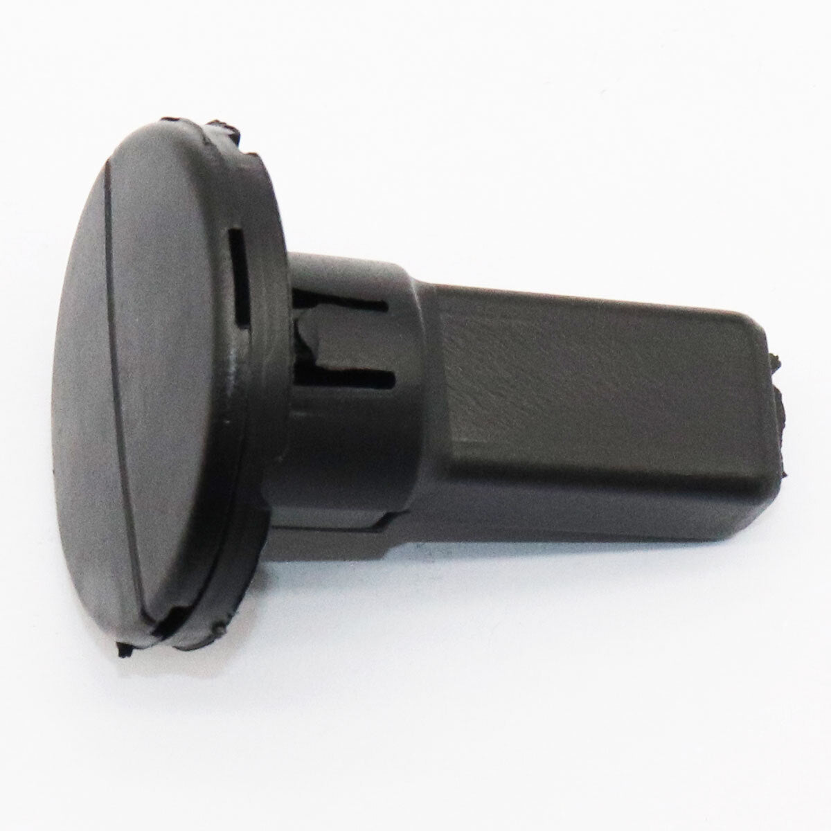 New Upper Radiator Mount Bushing Bracket for BMW Car Auto 17117596922