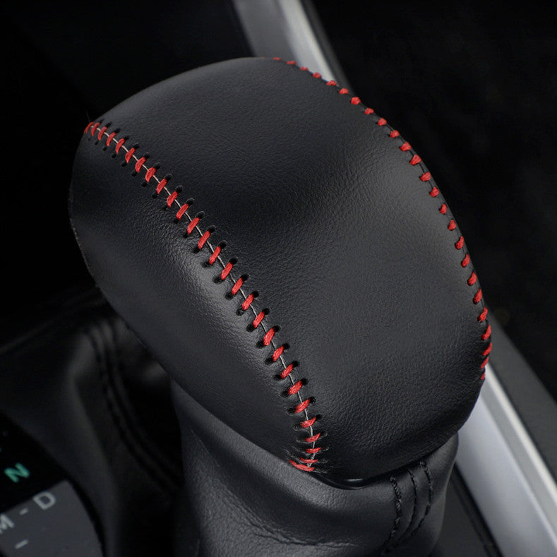 PU Leather Hand-stitched Gear Shift Knob Cover Trim for Toyota Venza 2021-2023