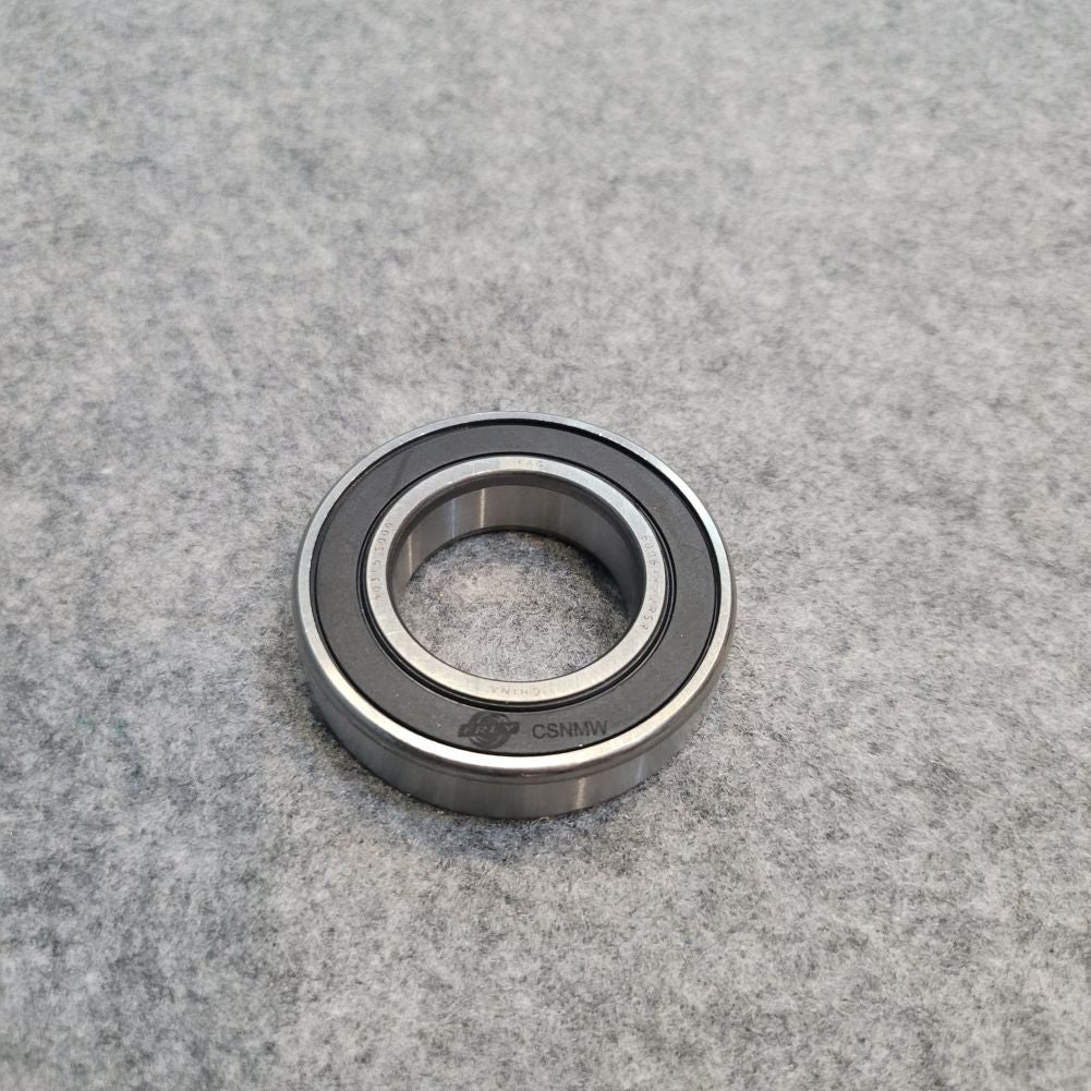 The center shaft bearing is suitable for Mercedes-Benz C300, C350, GLK250, S550, and S600.