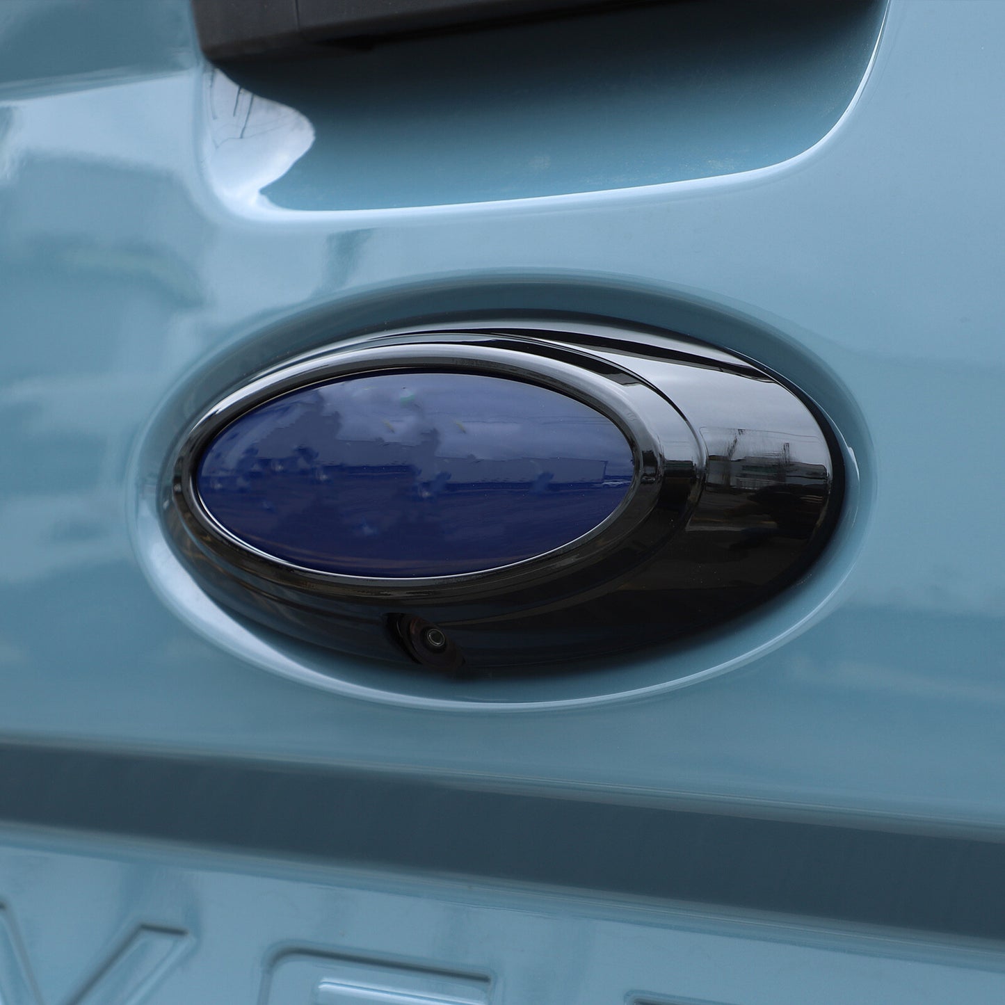 Sleek black front and rear logo badge ring cover trim for the 2022 for ford Maverick.