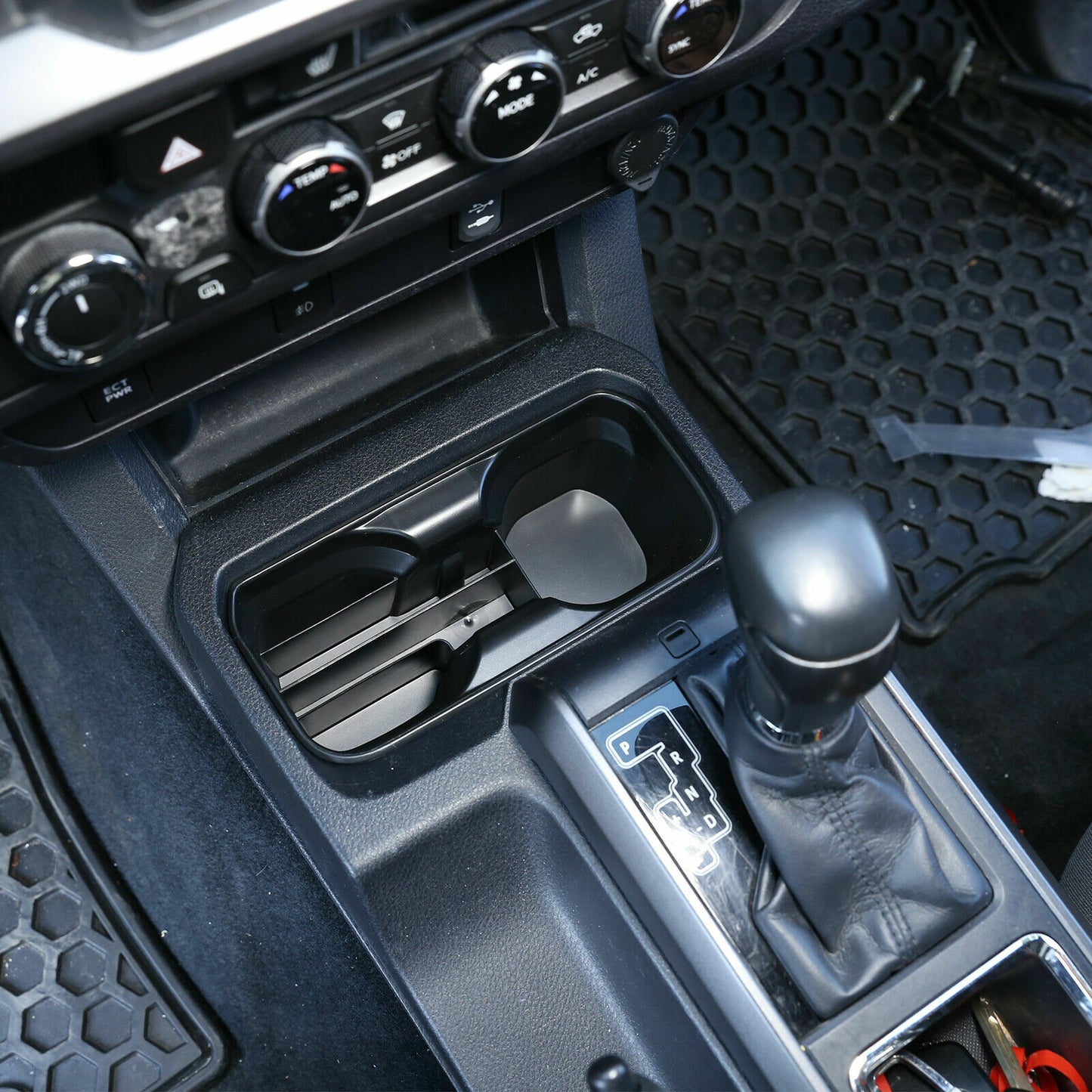 Carbon fiber ABS interior tailgate switch cover decoration suitable for Subaru WRX 2021-2023 - v
