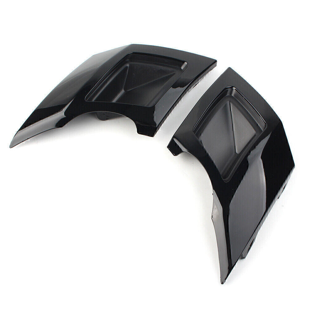Rear exhaust cover trim fit. for Land Rover Discovery 5 2017 - 2021. Black/Silver.