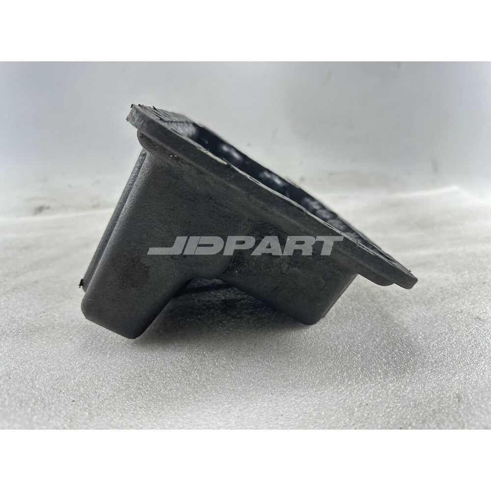 D722 C Oil Pan 15862-01500 is suitable for diesel parts.