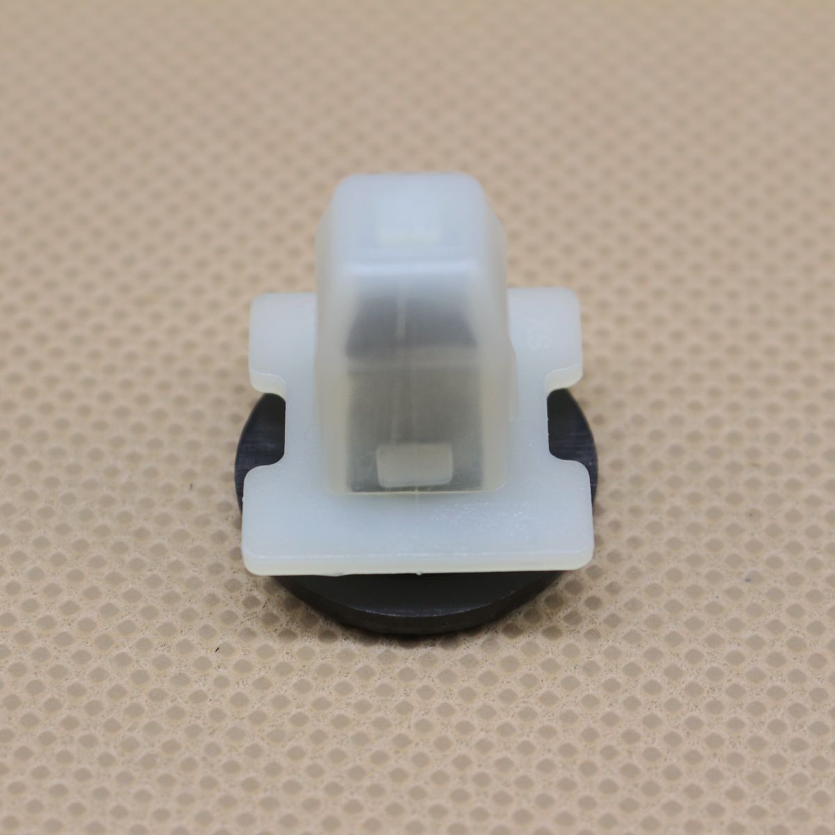 10-piece rear bumper cover cable tie clamp for Nissan Altima 63846-9E000