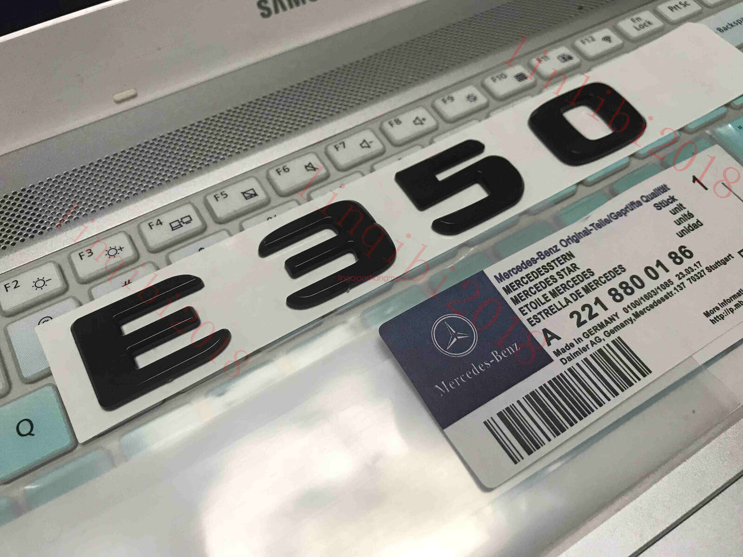 Glossy black 3D E350 lettering Trunk badge/badge for E-class E350