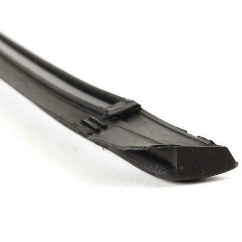 Brand new molded decorative seal for rear upper windshield, suitable for BMW E39 1997 - 2003. (51318159785)