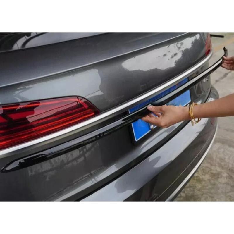 Glossy Black Trunk Lid Trim for Audi Q5 SQ5 Sportback 2021 - 2024
