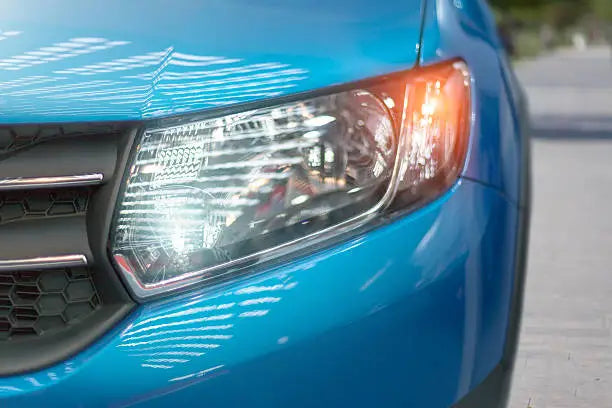 Car Turn Signal Bulb: An Expert Guide on How It Works, Benefits, Cost, Installation and Maintenance