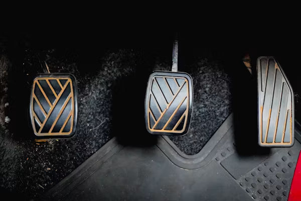 How Long Does a Clutch Last on a Car and How It Works?