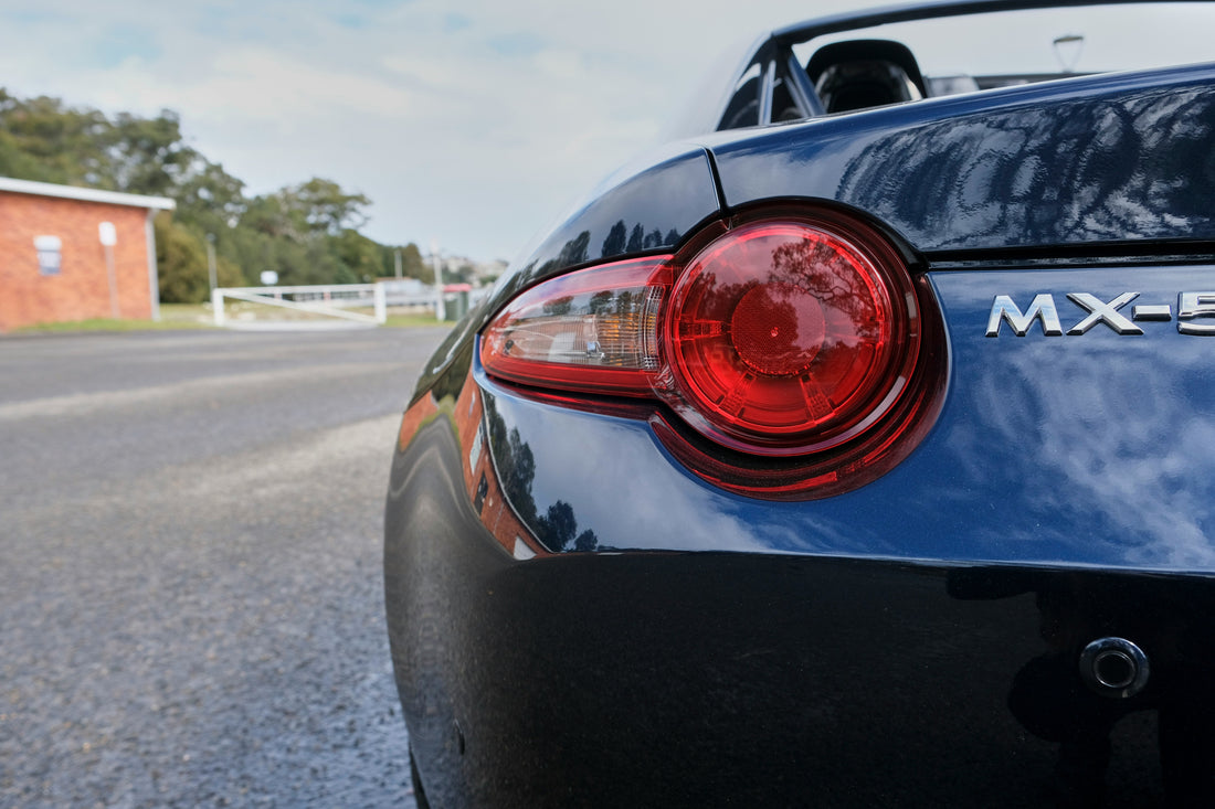 How to Change a Brake Light Bulb: A Comprehensive Guide