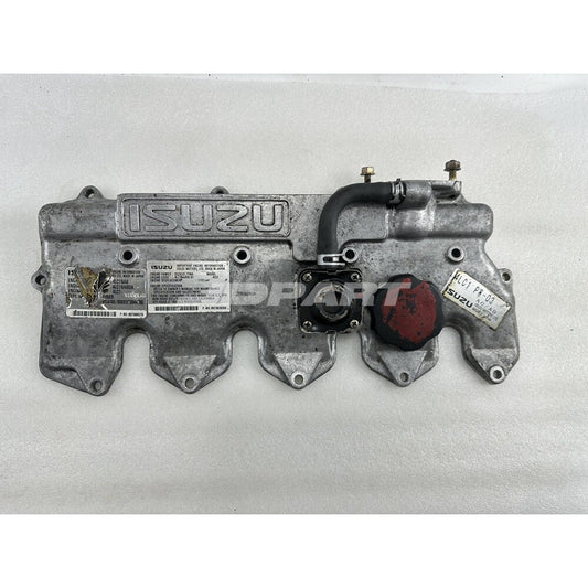 4LC1 valve chamber cover is suitable for Isuzu excavator engine parts.