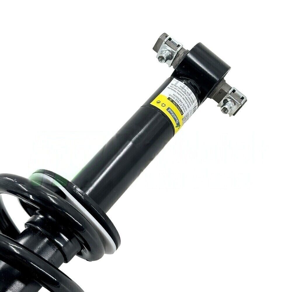 Two rear left shock absorbers are suitable for the intelligent Fortwo W451 1.0L 08-16 4513200731