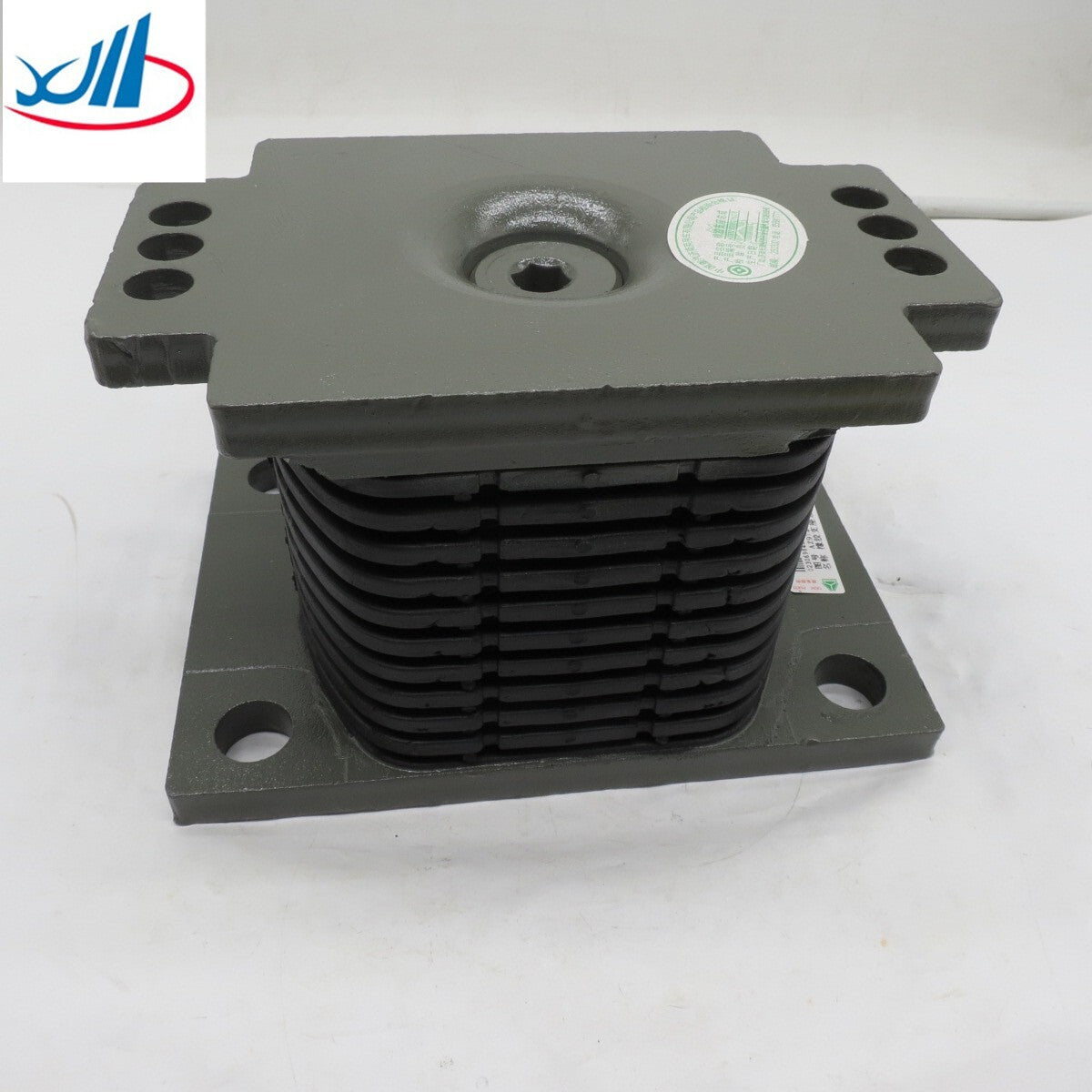180??F. Thermostat 3913028 is suitable for C8.3L 6C 6CT 6CTA ISC QSC engines. D