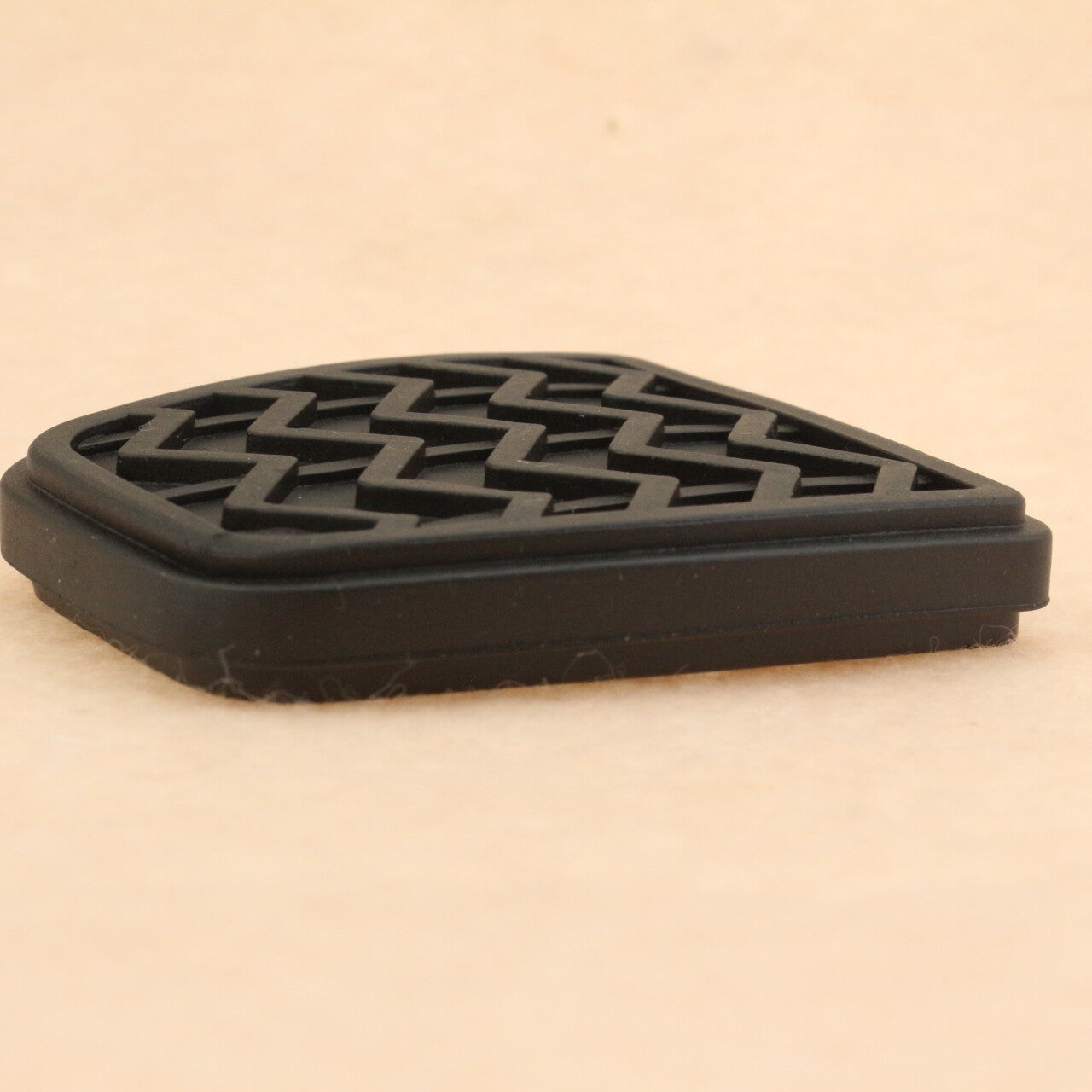 Fit for Toyota for Scion Clutch Brake Pedal Black Rubber Pad 3132152010