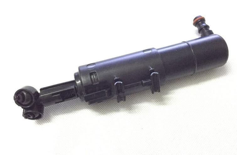 New Right side Headlight Washer Nozzle Cylinder for Mercedes W204 C280 C300 v