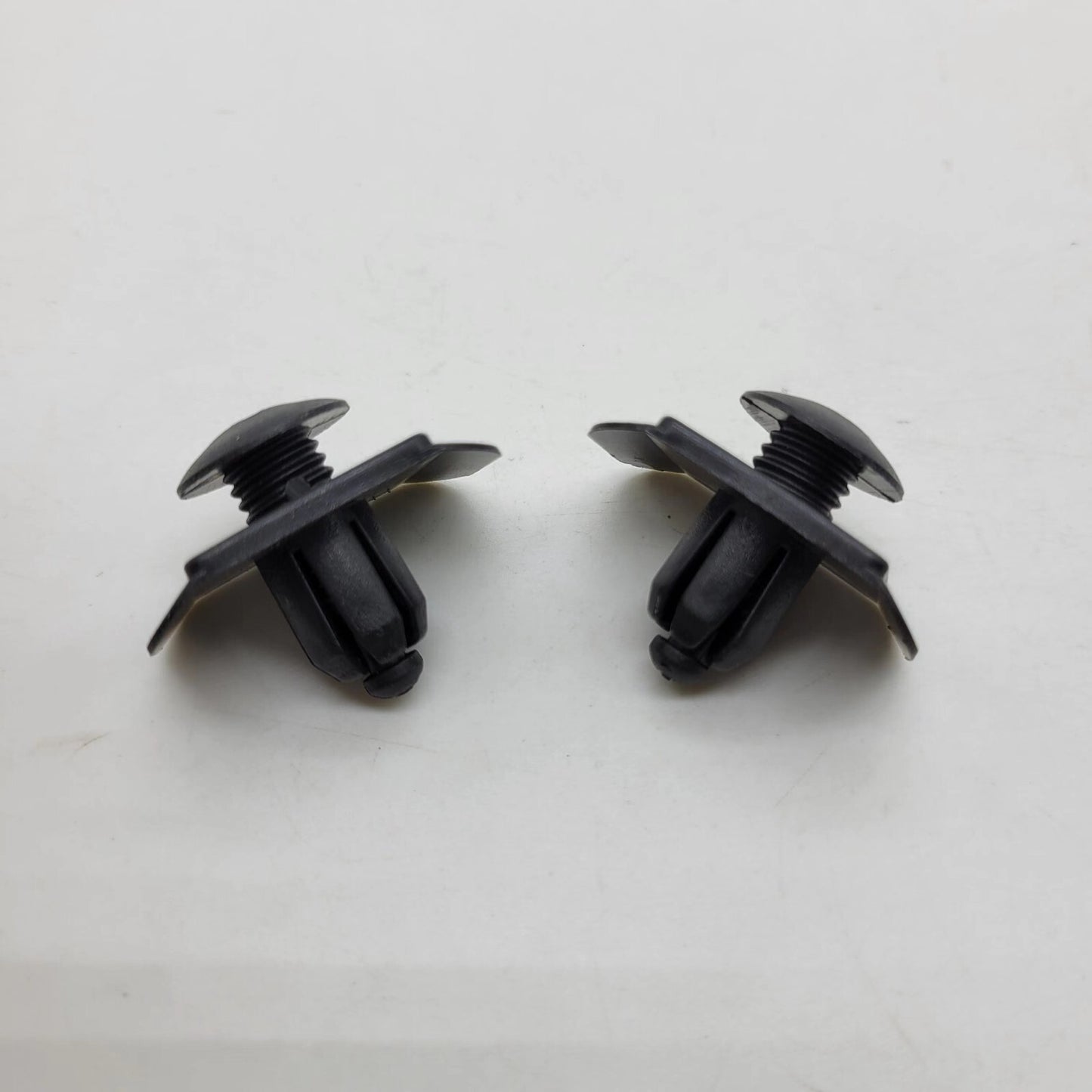 Air conditioning pressure sensor switch 9647971280 is suitable for Peugeot, for Citron, and for Fiat vehicles. D