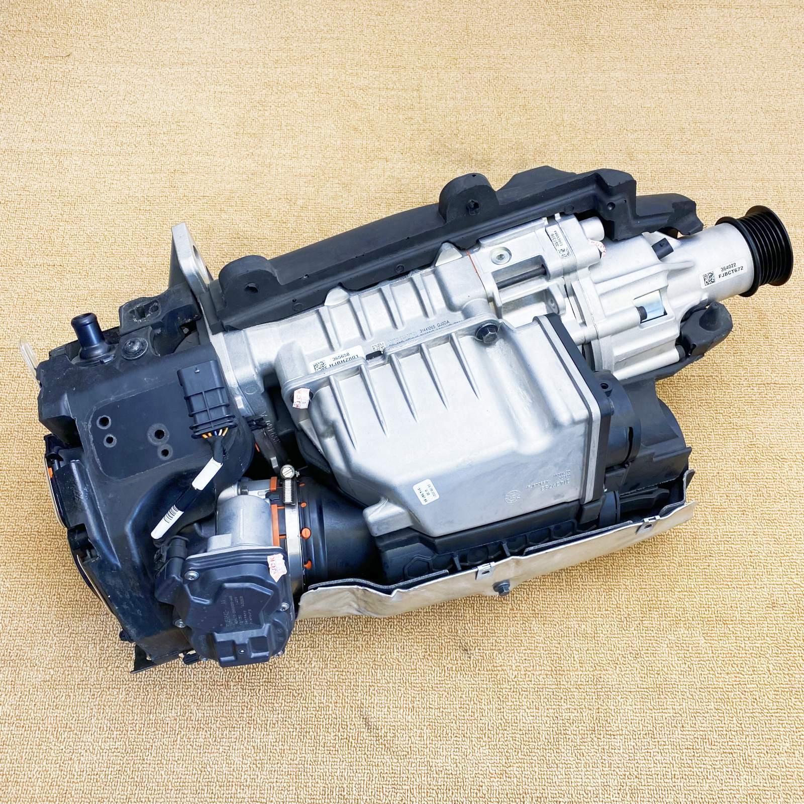 New Turbocharger Assembly for Volvo S60 S90 V90 XC60 XC90 36010125 31441265