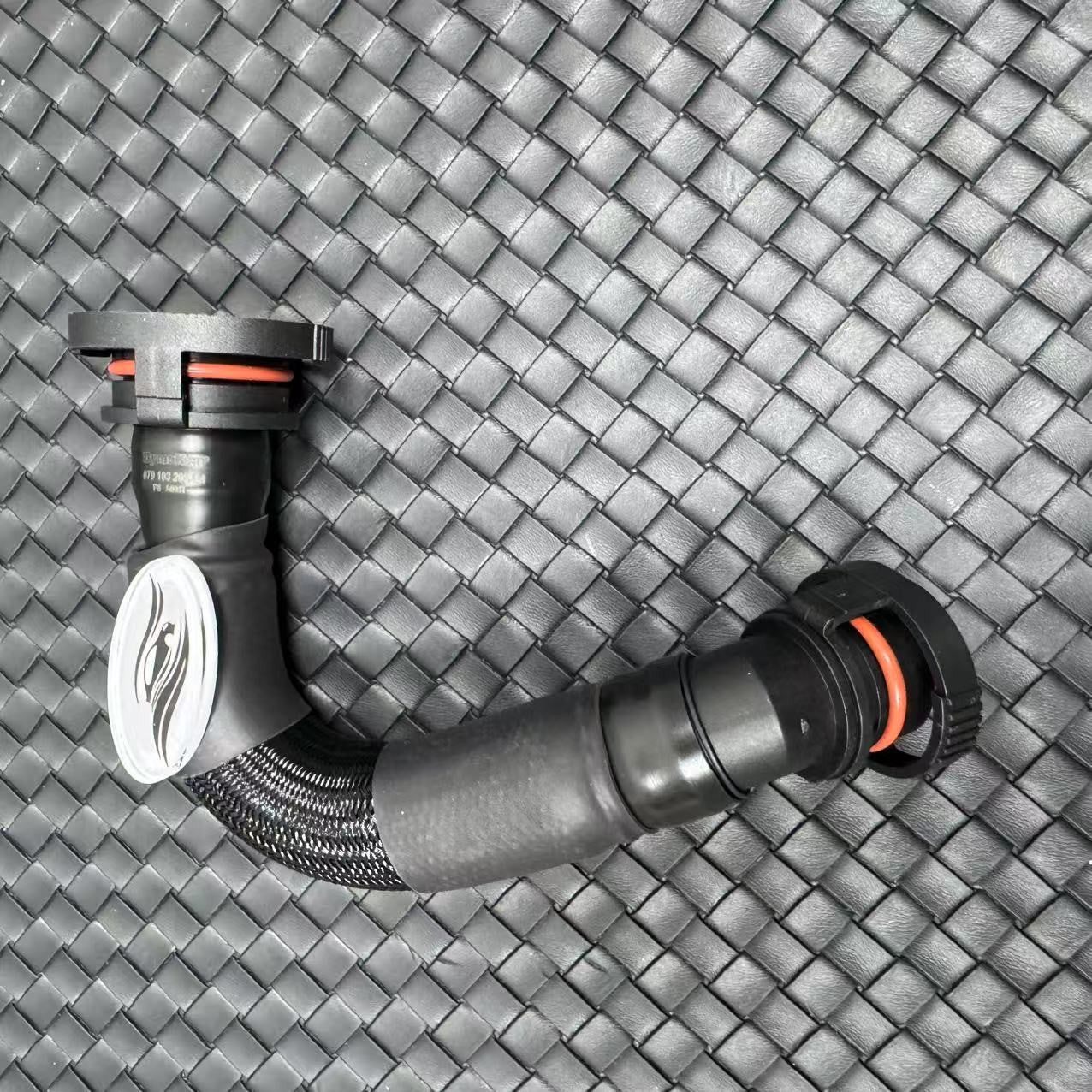 079103209AM Crankcase Breather Hose for Audi Q7 for VW for Volkswagen 07-09