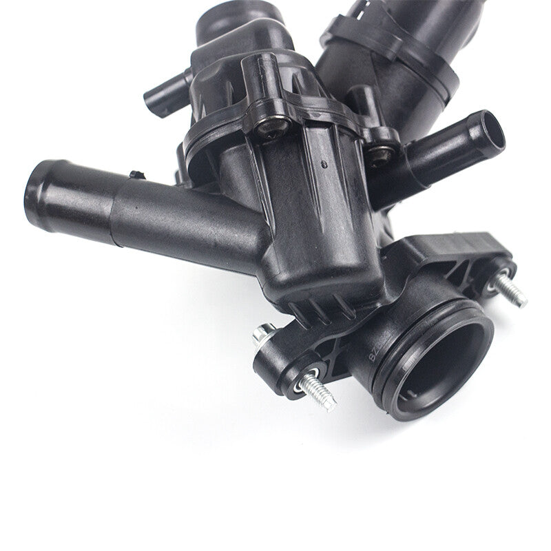 Engine thermostat 2702000415 is suitable for CLA250, CLA45, and AMG models. n