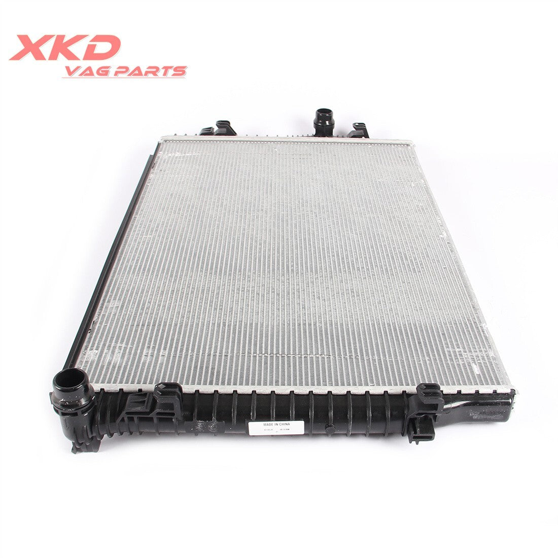 1.8T/2.0T Radiator Fit for VW for Jetta for Passat for Tiguan for AUDI Q3 A3 5WA121251H CJS CHH