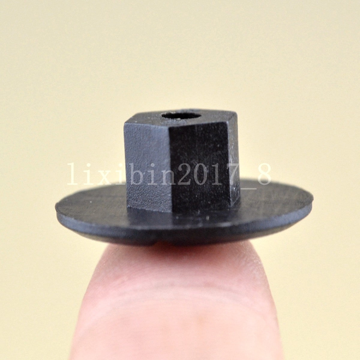 10pcs Plastic Nut Self Threading 4.2 mm OE 2019900050 for Mercedes W201 for BMW