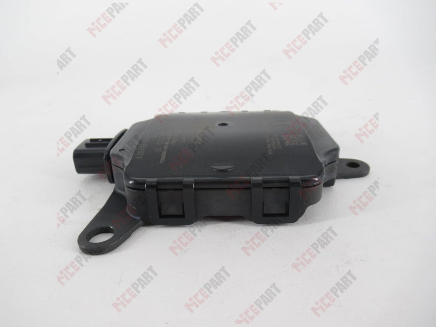 mass air flow meter MAF sensor AFH50M27 suitable for Peugeot for Citron 9677093080 12590 B