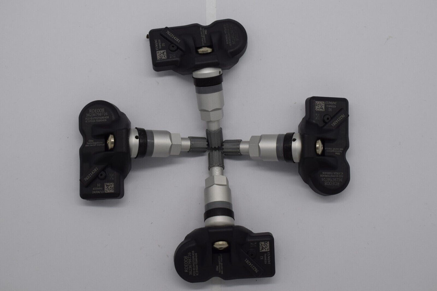 4-piece TPMS tire pressure sensor kit for 2008 and 2009 for Mini #36236798726 433MHz n