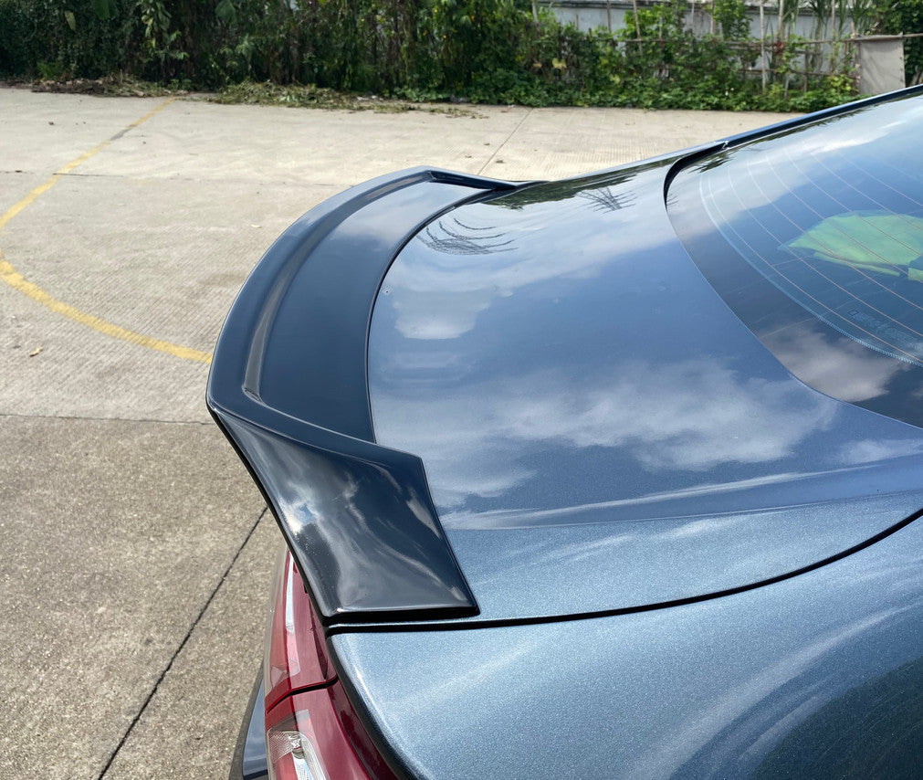 for Chevrolet Malibu 2018-2022 ABS Gloss Black Rear Trunk Spoiler Tail Wing Lip