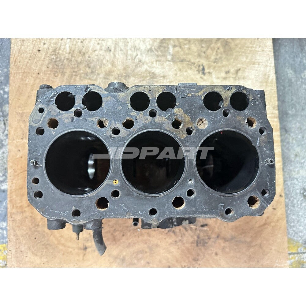 3TNA68 cylinder block 719600-01562 is suitable for diesel engine parts.