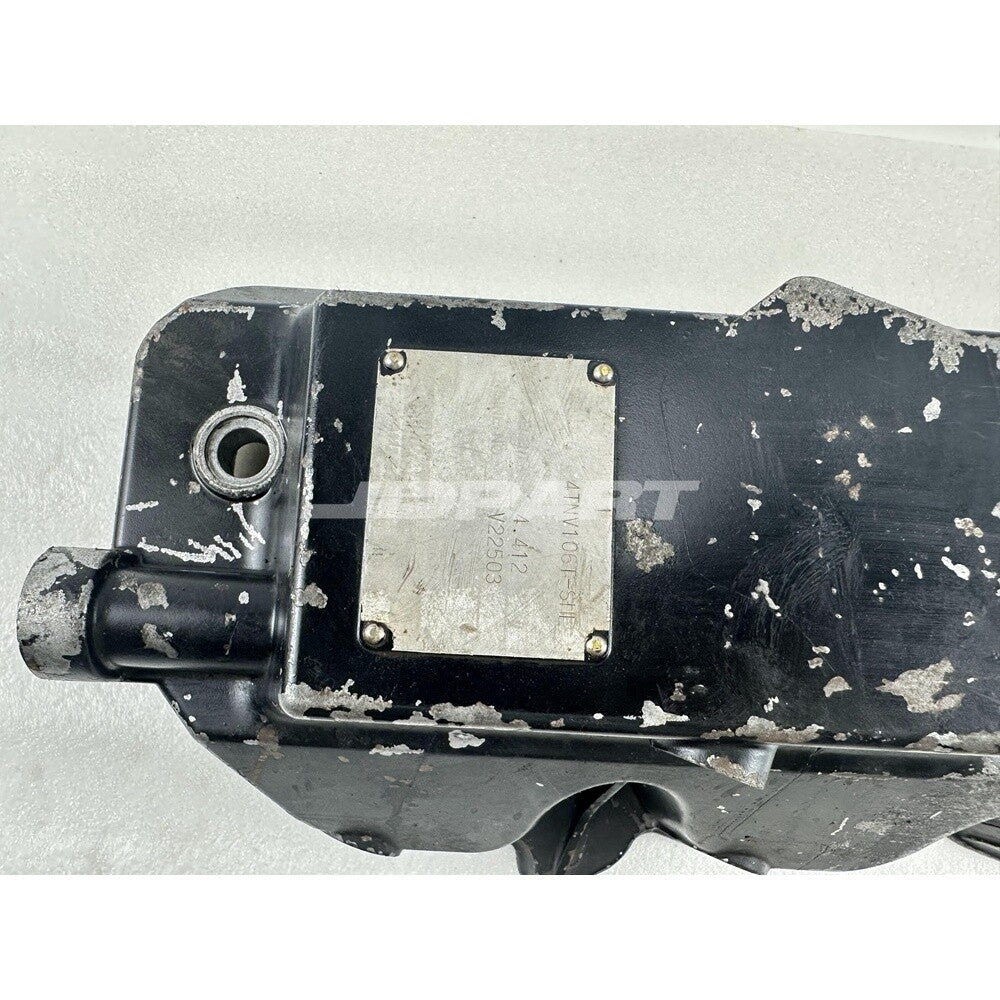 4TNV106 Valve Chamber Cover for Engine Parts -