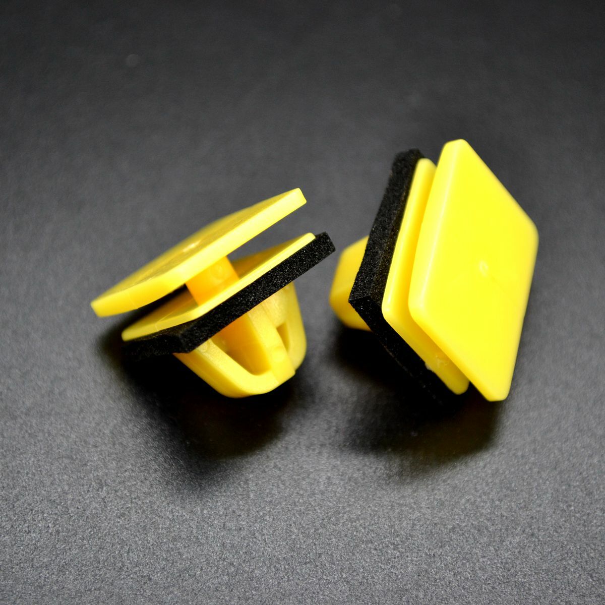 10pcs Rocker Panel Moulding Retainer Clips Retainer Fastener Screws for Hyundai