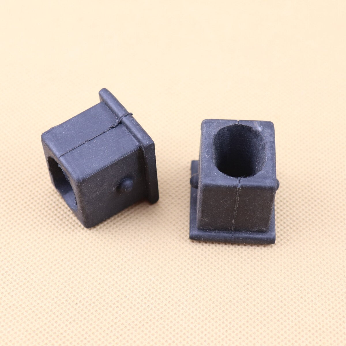 2PCS for LAND ROVER for Range Rover Evoque 2.0L-Radiator Upper Insulator LR007399