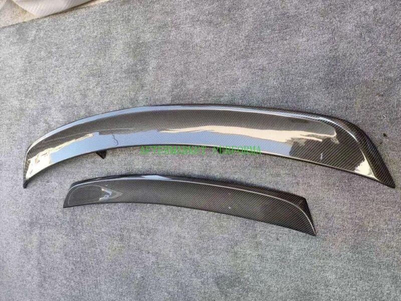 Carbon fiber rear wheel scoop spoiler for Bentley GT 2011 - 2015