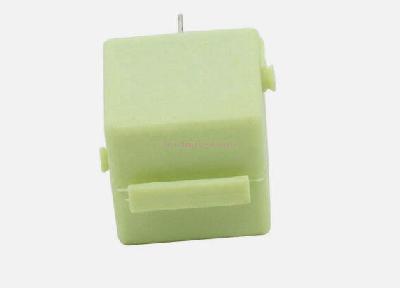 Fuel pump multi-function relay fuse suitable for X3 X5 E61 F01 F07 61368373700- n