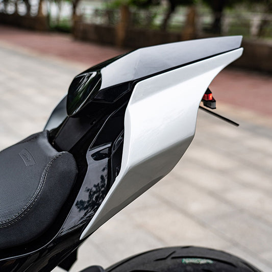 Rear Cowl Side for Seat Winglet Wind Fin Spoiler Trim Cover For CFMOTO 675SS 675NK Q