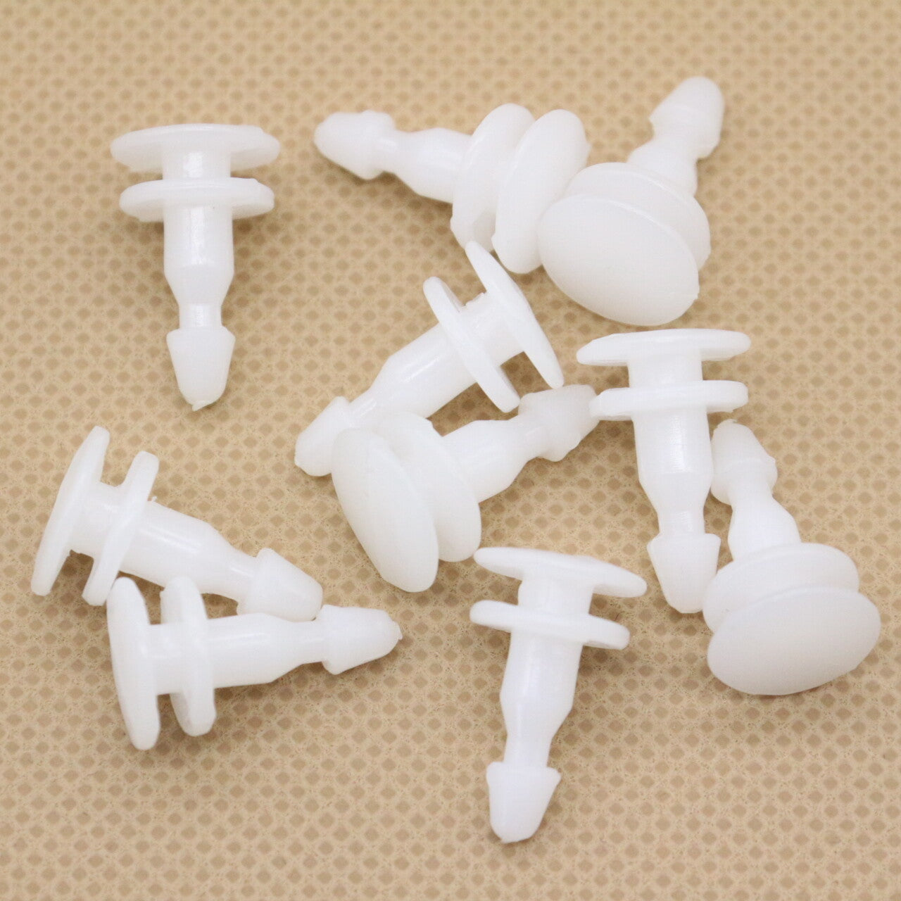 20pcs Fastener Screws Flare Liner Clips for Nissan Frontier Pathfinder Xterra Q