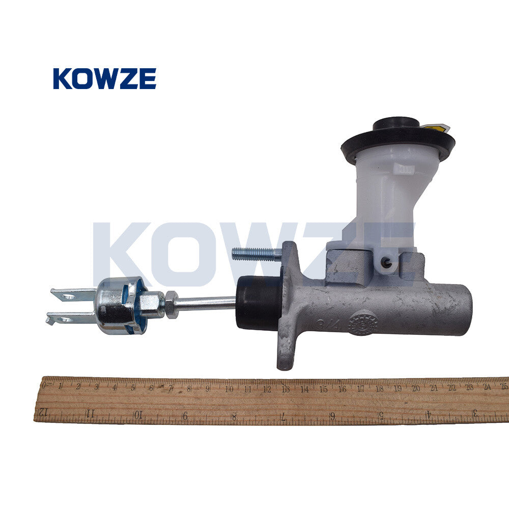 Clutch Master Cylinder Assy Transmission for Toyota for Land Cruiser HZJ80 1FZF Q