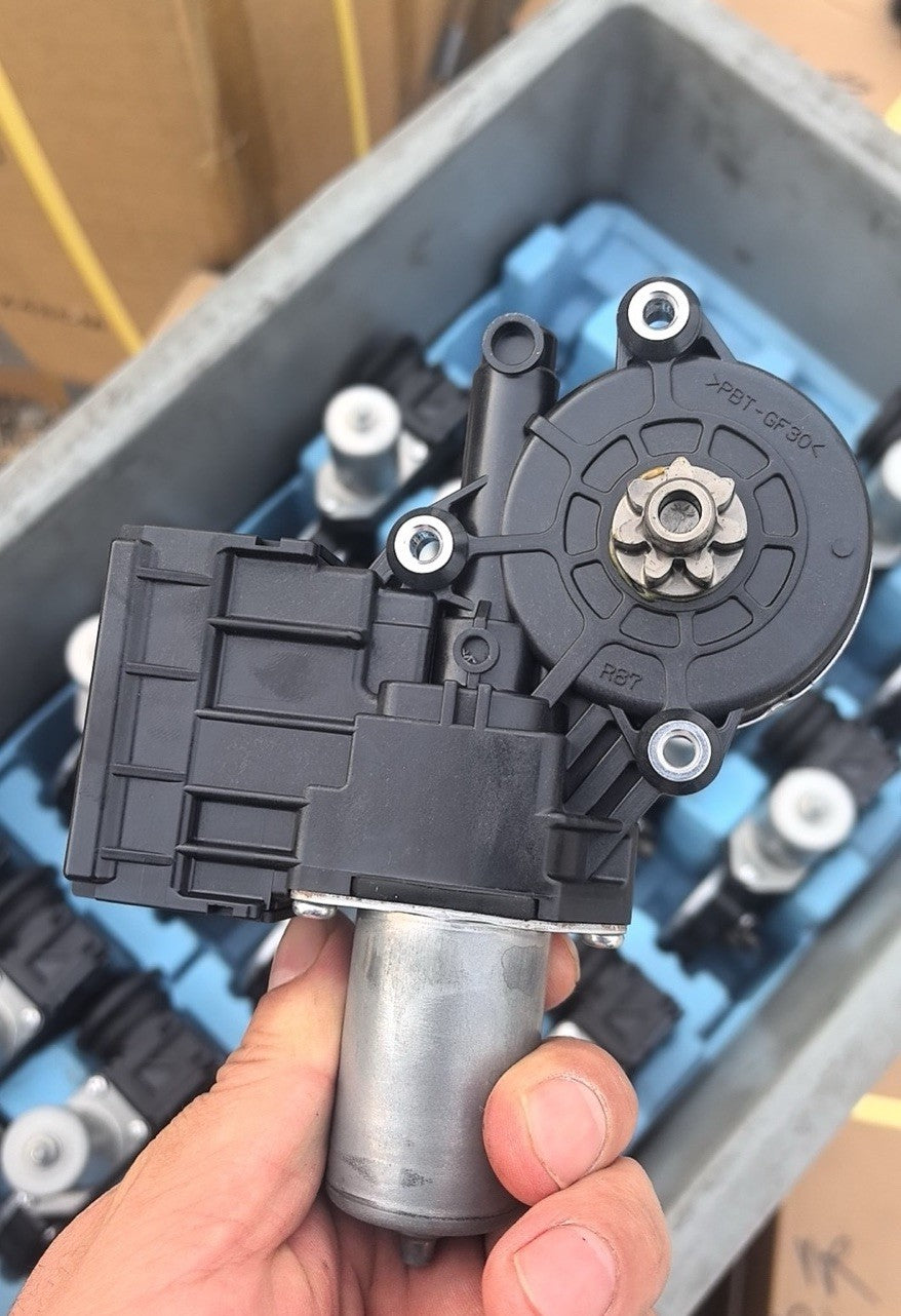 for Toyota C?HR Right Front Power Window Motor 85710?F4090 Fix 10110 Defect Q