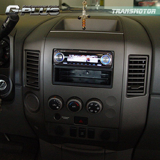 2004-06 Titan XE SE Armada SE