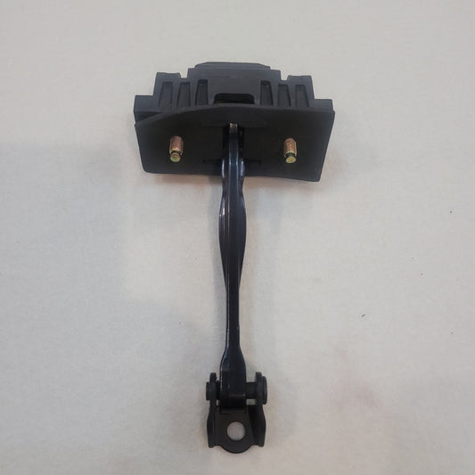 Front door hinge inspection for Cadillac SRX 2010 - 2016 Q